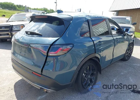 2024 Honda Hr-V Awd Sport/Awd Sport W/O Bsi z USA, uszkodzony, nr VIN 3CZRZ2H51RM772102